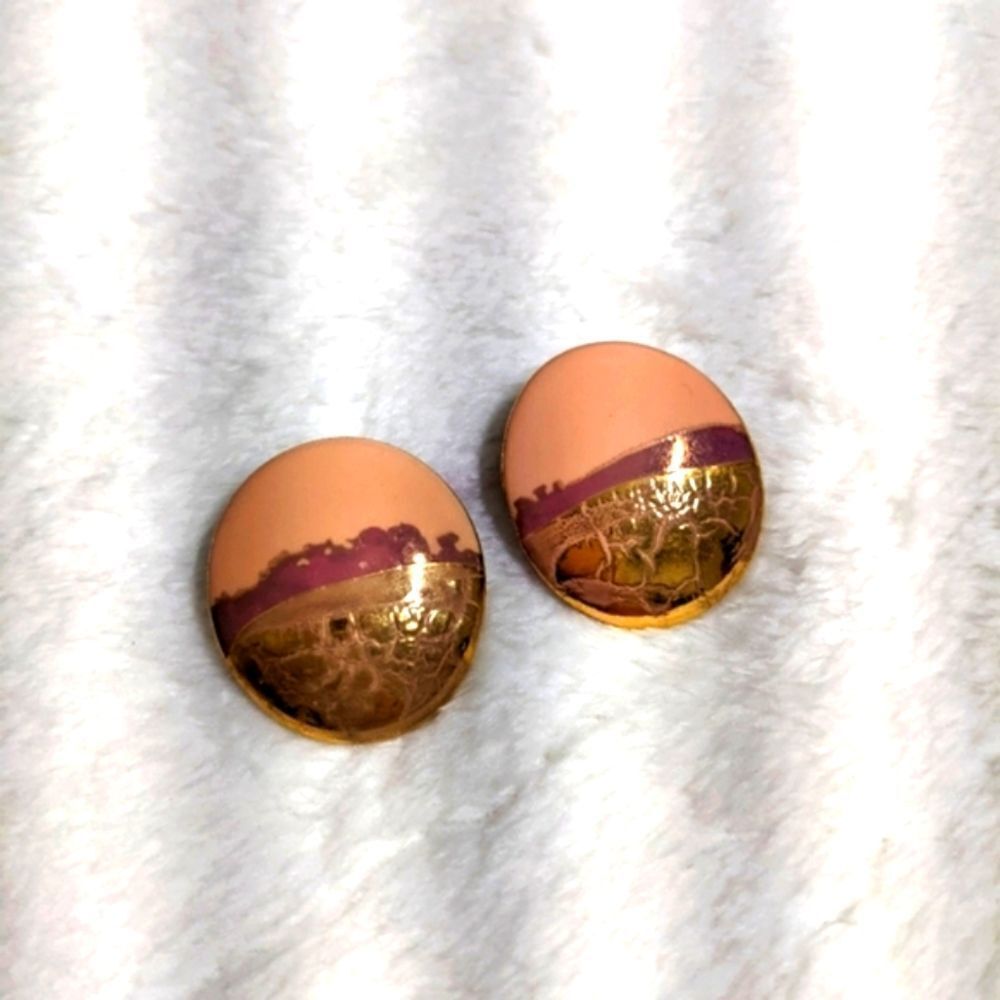 Vintage 1980's Artisan Handmade Ceramic/Porcelain Peach & Gold Clip Earrings - Picture 6 of 8